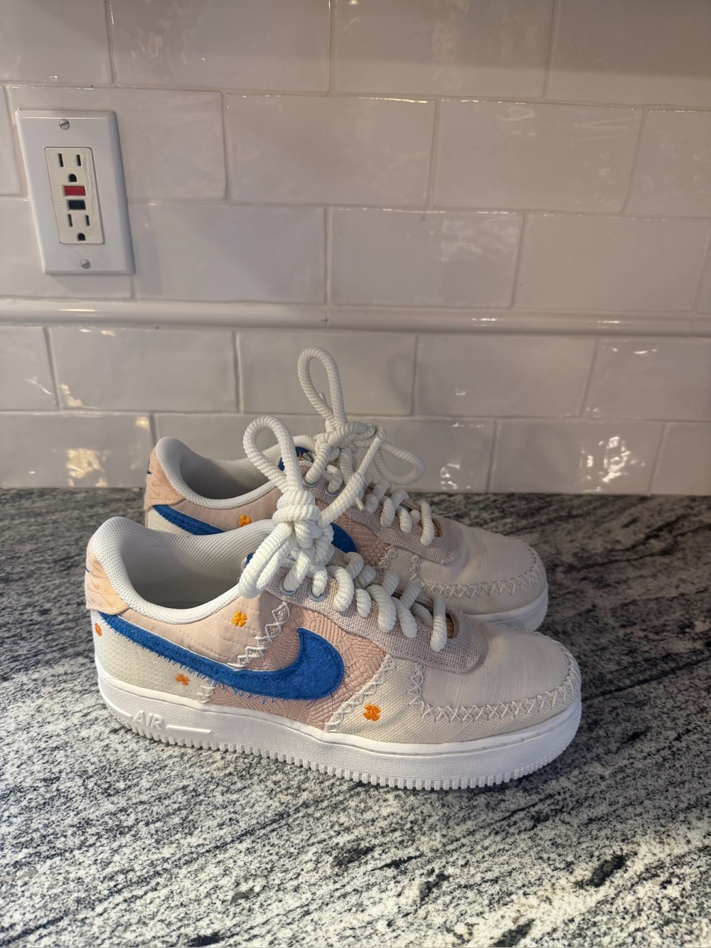 Women’s Nike Air Force 1 Low '07 Premium LA Flea Anniversary DV2223-100 Size 8.5